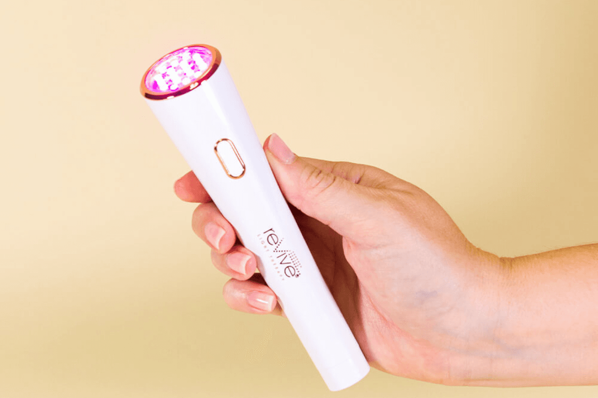 Lux Glow-Strange Device Treat Wrinkles, Acne, & Mature Skin In 3 Minutes consumergifts